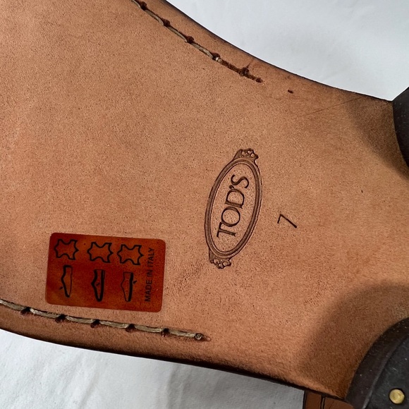TOD'S Pellame Brown Suede Buckle Loafers Made in Italy Marked as 7-8.5US - Picture 12 of 12